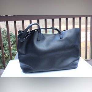 Away tote bag